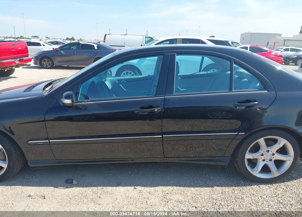 2007 MERCEDES-BENZ C 230 SPORT VIN: WDBRF52H17E027774