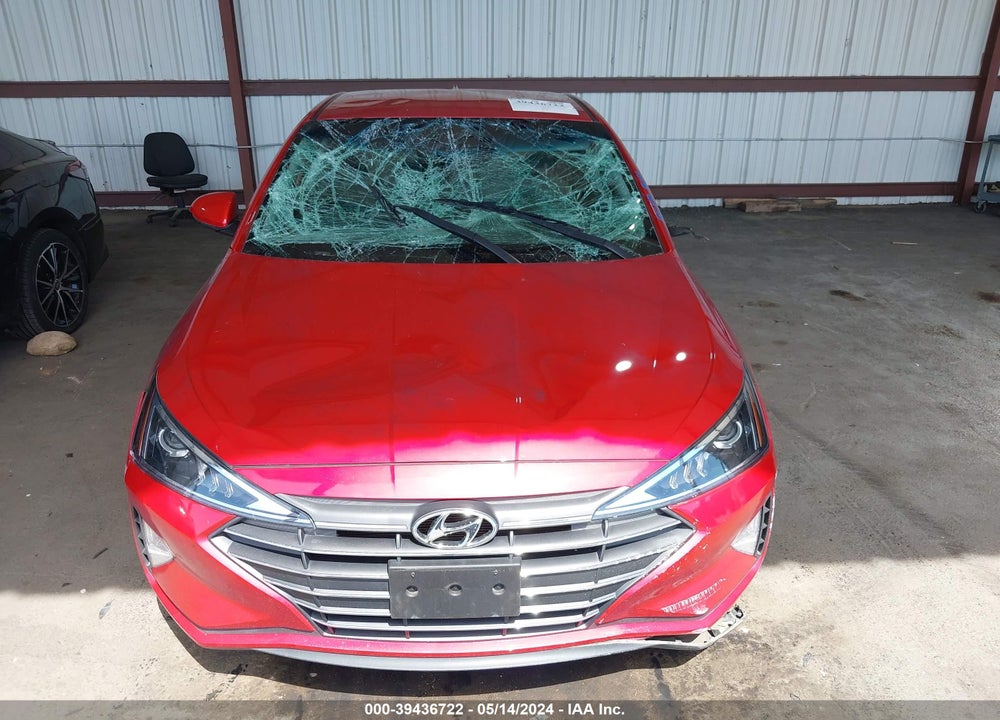2020 HYUNDAI ELANTRA SEL VIN: 5NPD84LF0LH569777