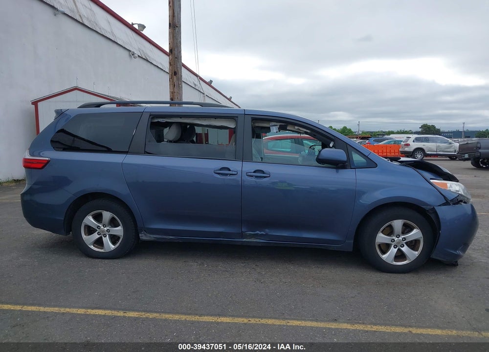 2015 TOYOTA SIENNA LE 8 PASSENGER VIN: 5TDKK3DCXFS635192