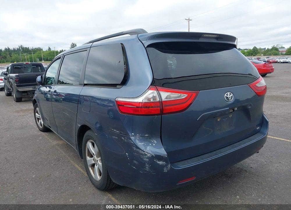 2015 TOYOTA SIENNA LE 8 PASSENGER VIN: 5TDKK3DCXFS635192