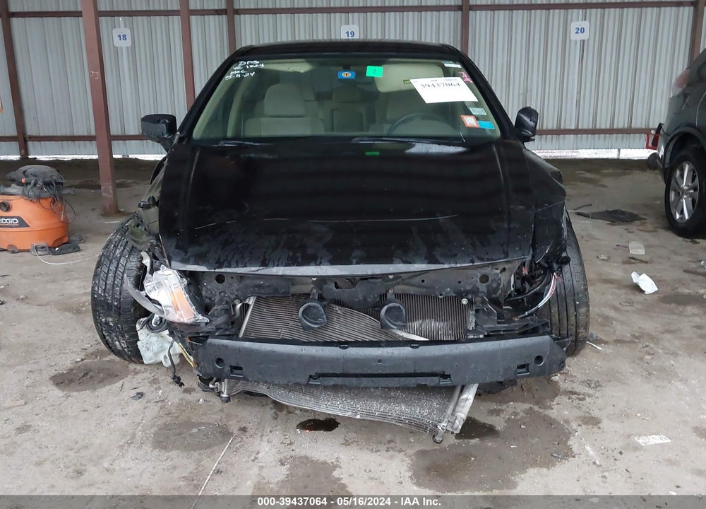 2010 HONDA ACCORD 2.4 LX VIN: 1HGCP2F31AA182052