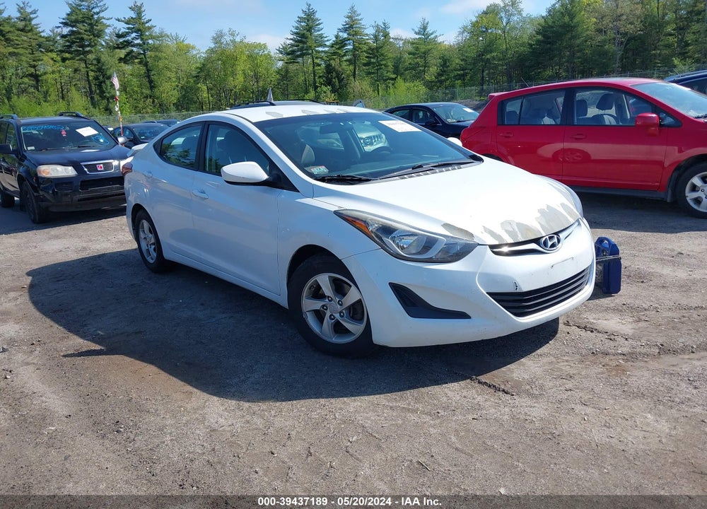 2015 HYUNDAI ELANTRA SE VIN: 5NPDH4AEXFH576220