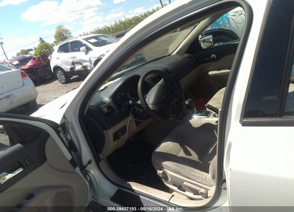 2008 FORD FUSION SE VIN: 3FAHP07Z68R261217
