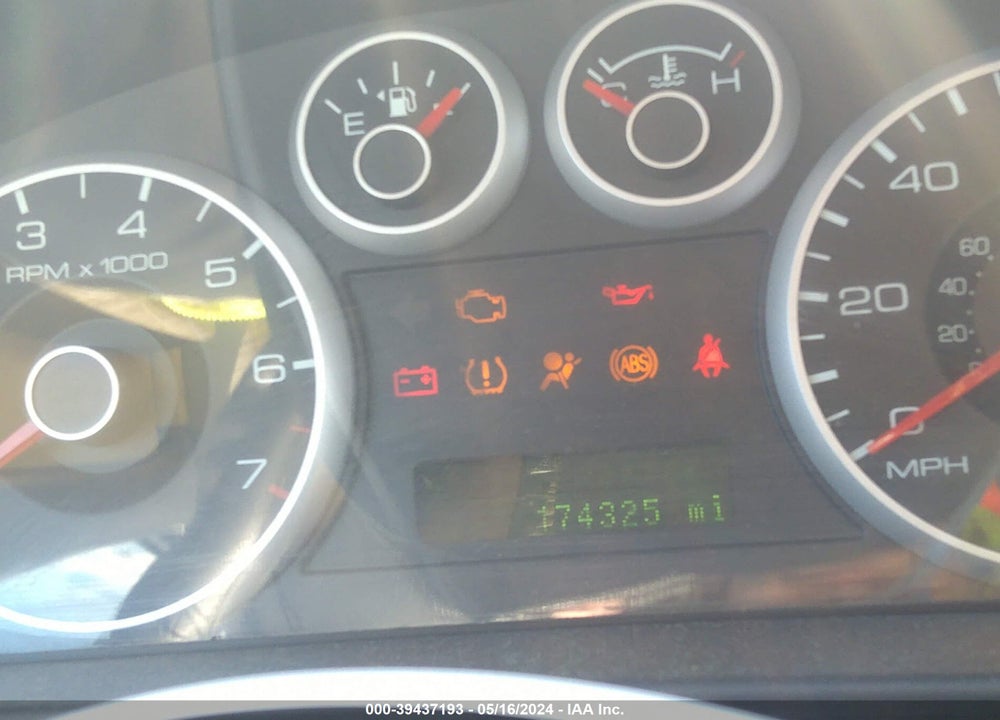 2008 FORD FUSION SE VIN: 3FAHP07Z68R261217