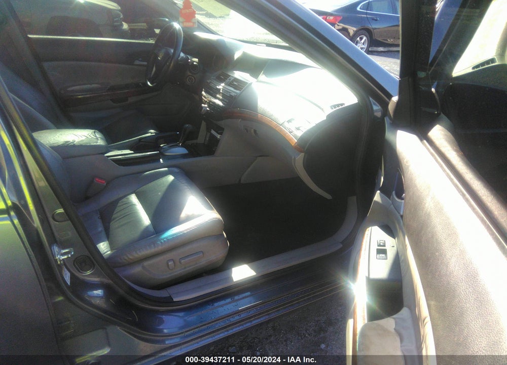 2012 HONDA ACCORD 2.4 EX-L VIN: 1HGCP2F84CA173036