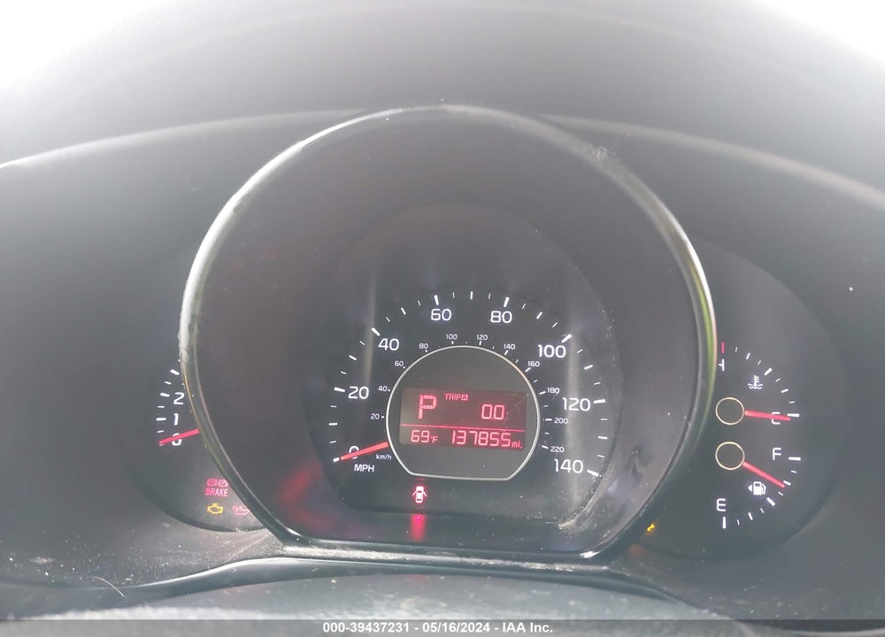 2016 KIA SOUL VIN: KNDJP3A54G7835483