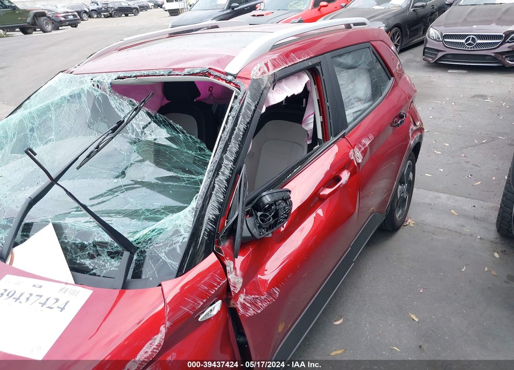 2024 HYUNDAI VENUE SEL VIN: KMHRC8A31RU284049