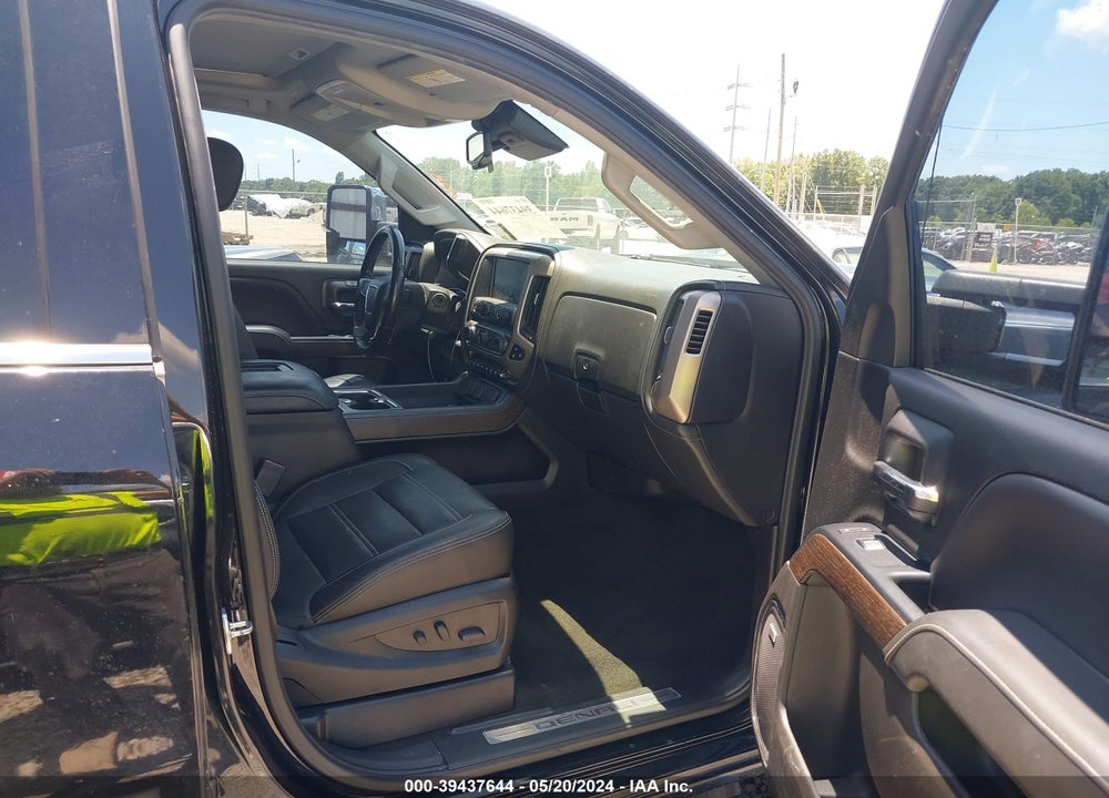 2018 GMC SIERRA 2500HD VIN: 1GT12UEY4JF241823