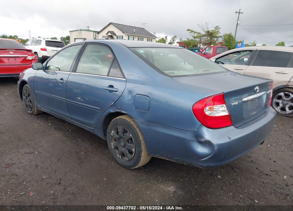 2004 TOYOTA CAMRY LE VIN: 4T1BE32K54U802659