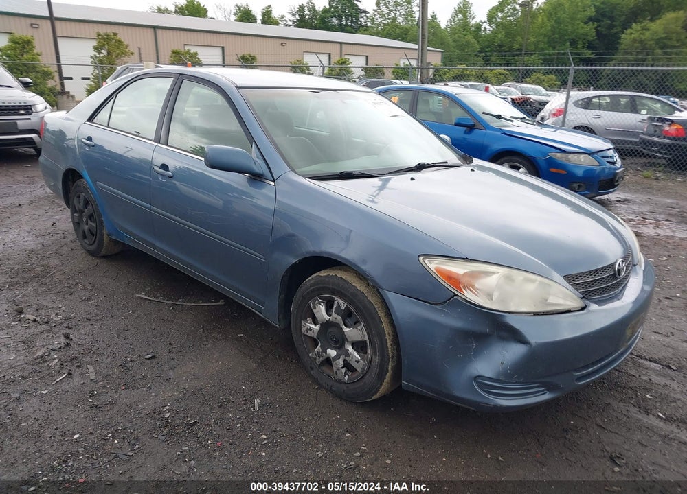 2004 TOYOTA CAMRY LE VIN: 4T1BE32K54U802659