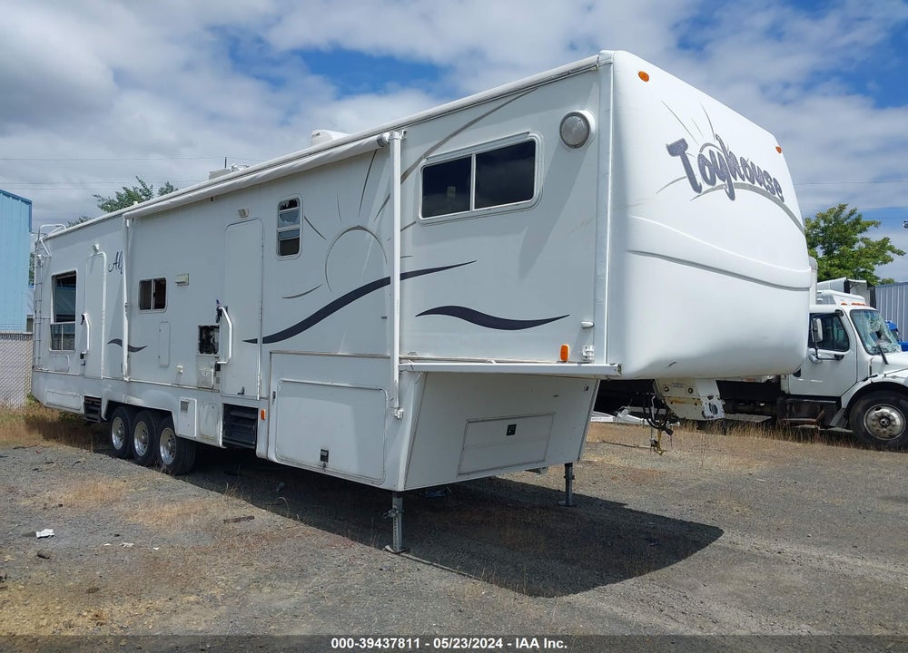 2005 ALFA TOY HOUSE VIN: 1AU3030305A013299