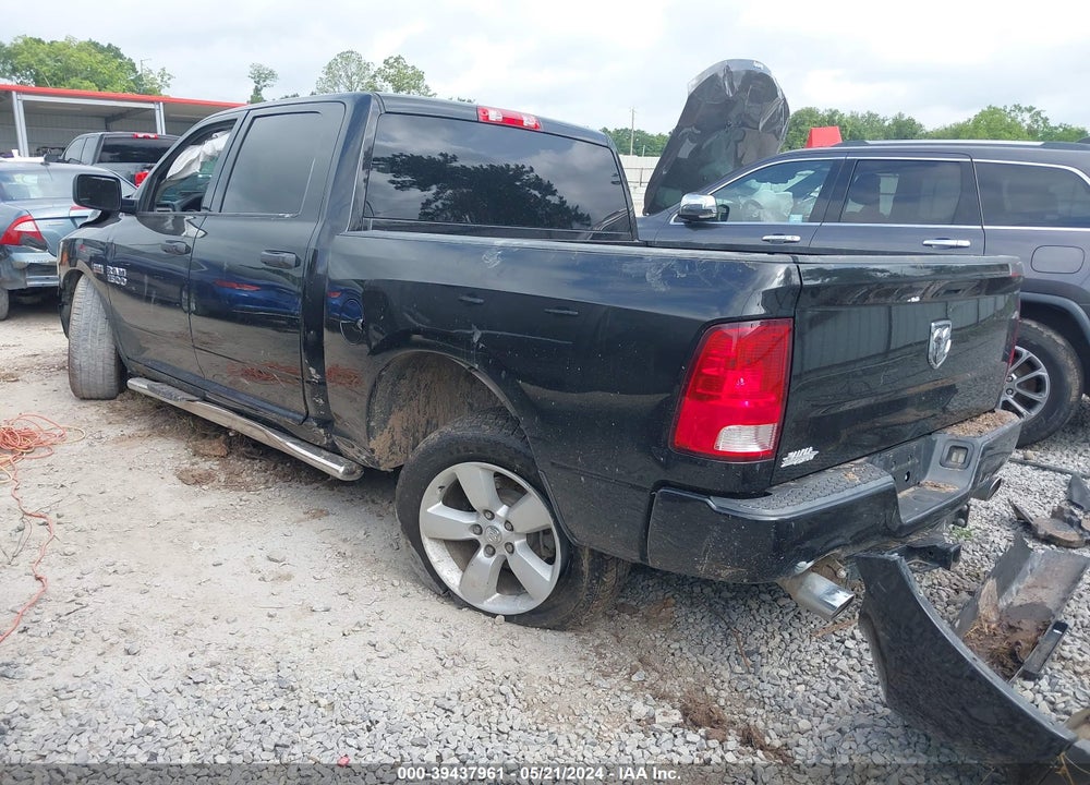 2015 RAM 1500 EXPRESS VIN: 3C6RR6KT7FG698948