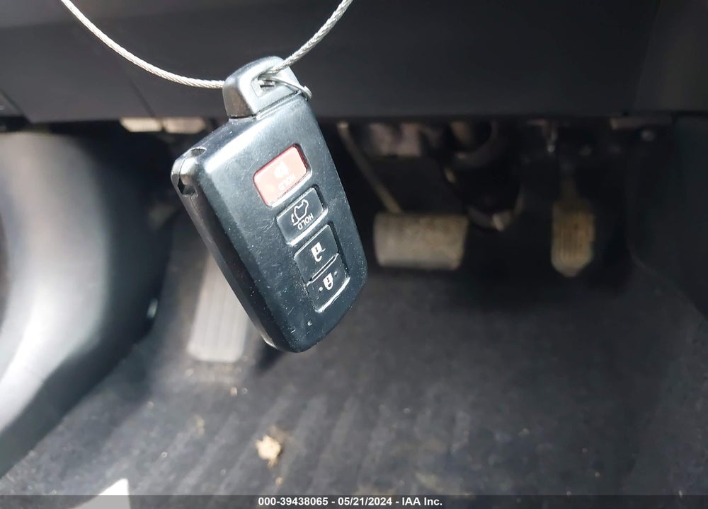 2018 TOYOTA RAV4 HYBRID LIMITED VIN: JTMDJREV5JD242865