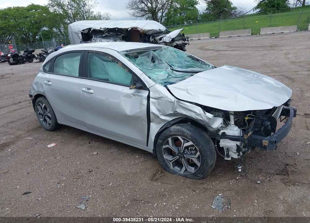 2021 KIA FORTE LXS VIN: 3KPF24AD0ME363330