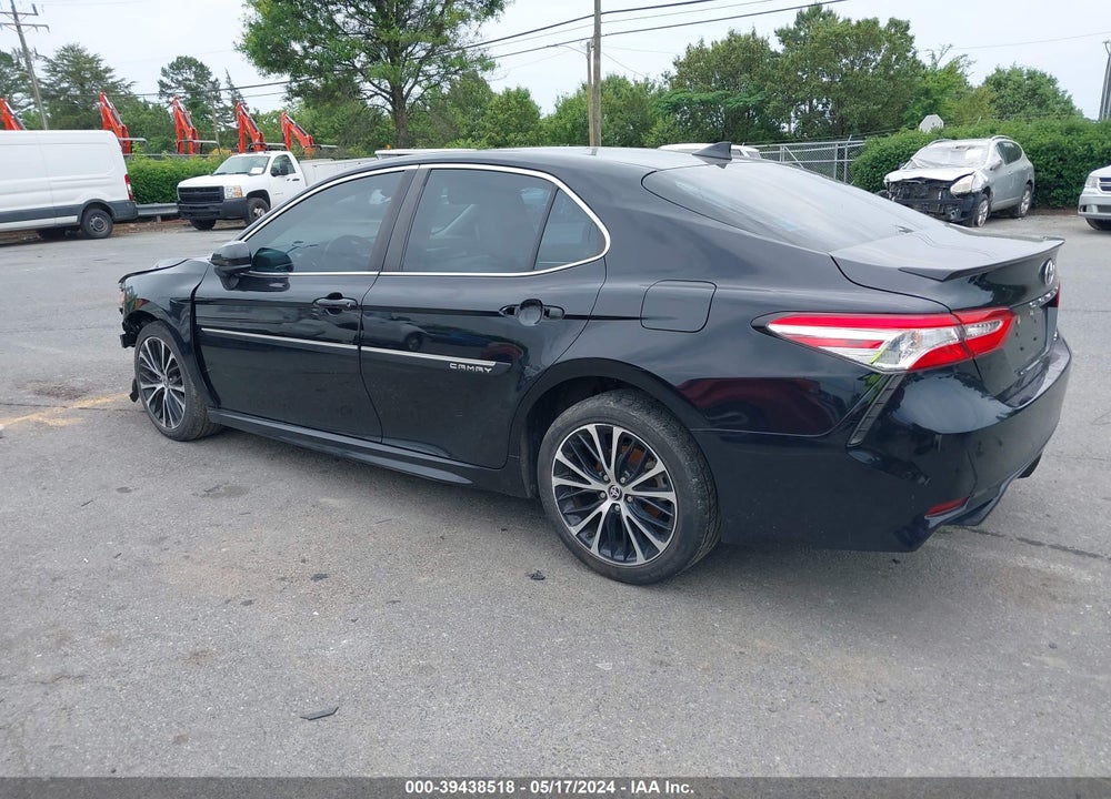 2020 TOYOTA CAMRY SE VIN: 4T1G11AK9LU945717