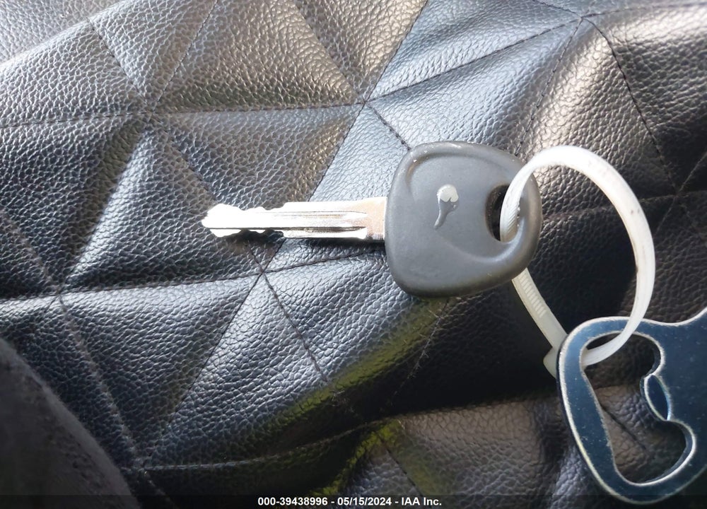 2008 HYUNDAI ELANTRA GLS/SE VIN: KMHDU46D48U319604