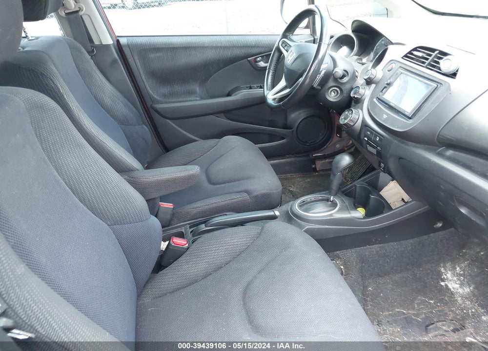 2012 HONDA FIT SPORT VIN: JHMGE8H55CC016582