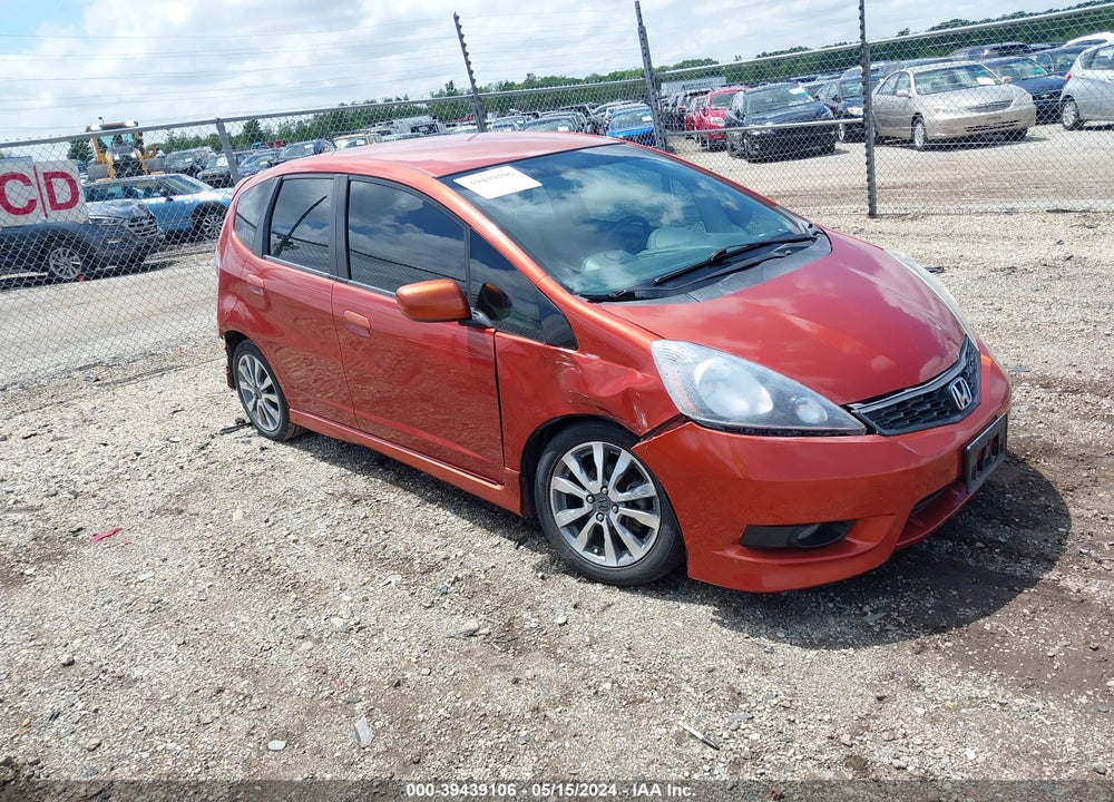 2012 HONDA FIT SPORT VIN: JHMGE8H55CC016582