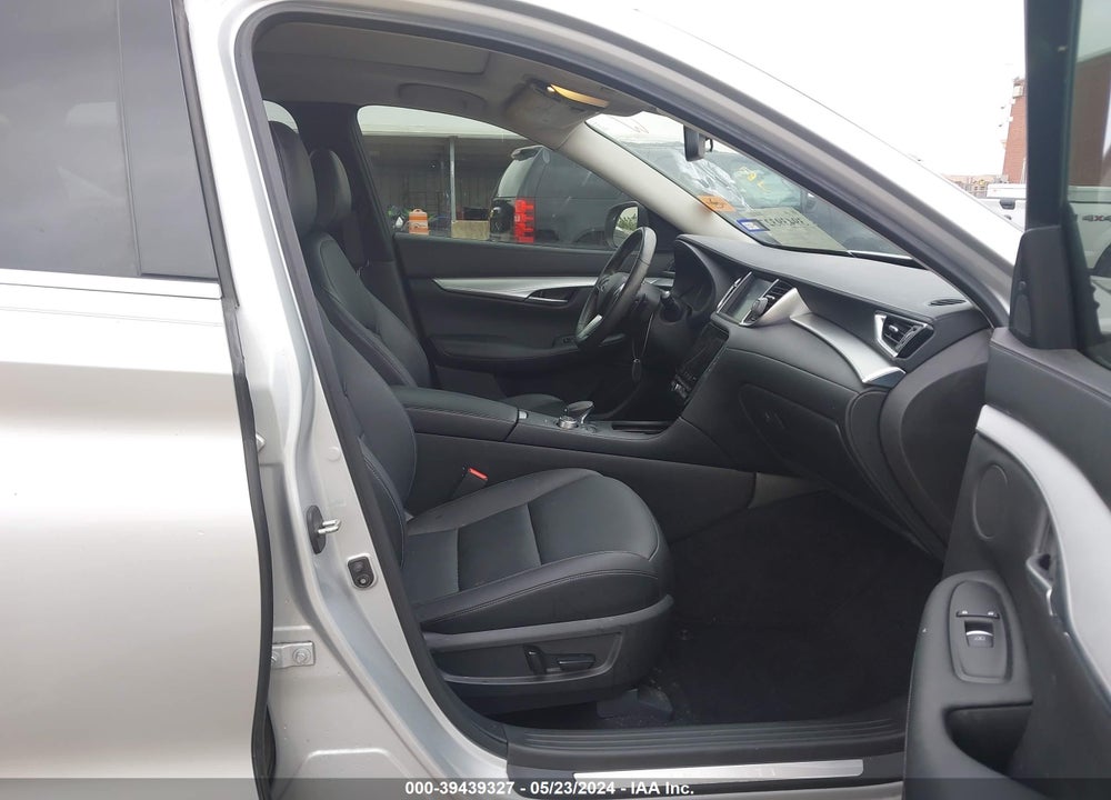2019 INFINITI QX50 LUXE VIN: 3PCAJ5M12KF137608