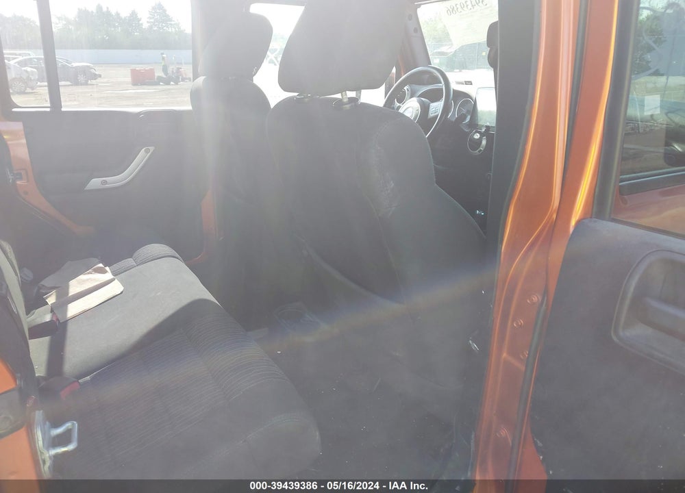 2011 JEEP WRANGLER UNLIMITED SAHARA VIN: 1J4BA5H12BL598782