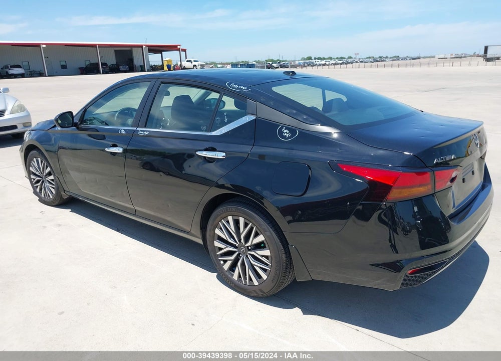 2024 NISSAN ALTIMA SV FWD VIN: 1N4BL4DV2RN380896