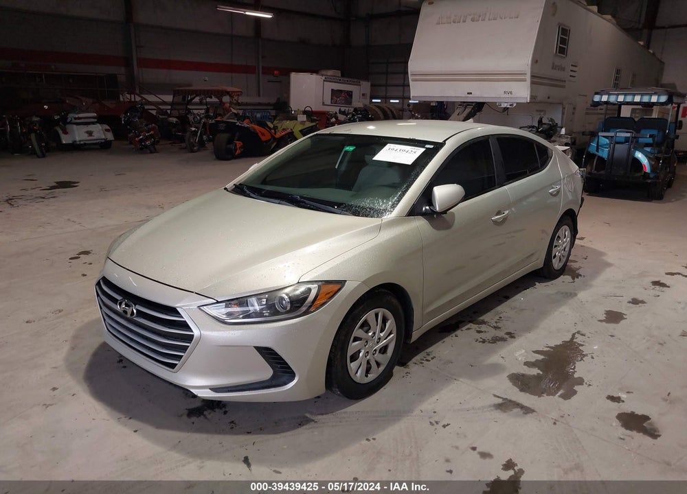 2017 HYUNDAI ELANTRA VIN: 5NPD74LF4HH150406