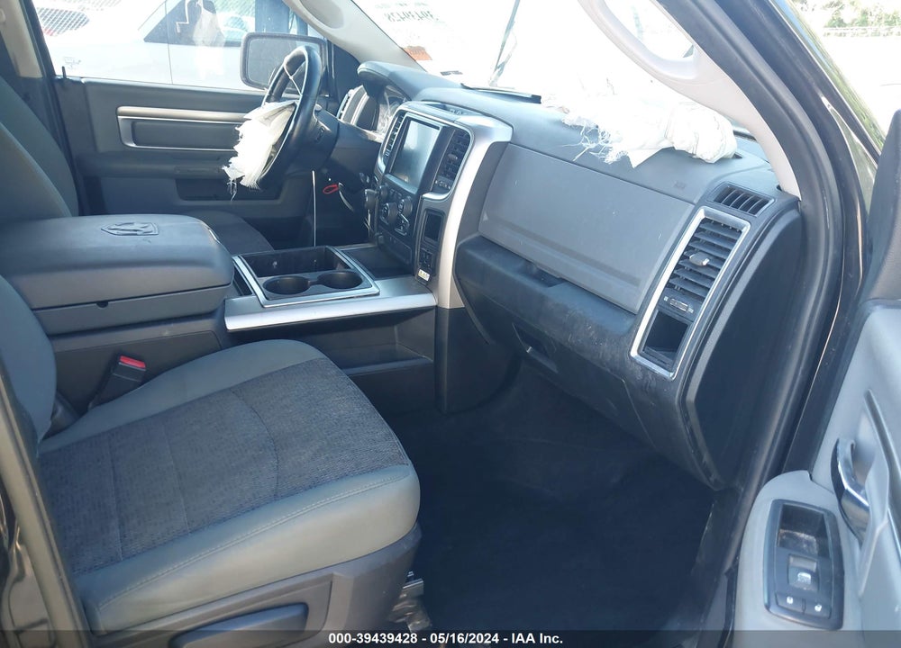 2015 RAM 1500 BIG HORN VIN: 1C6RR6LM4FS623219