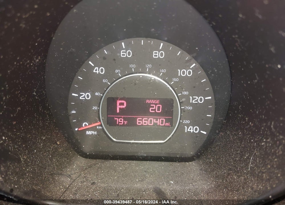 2018 KIA SOUL VIN: KNDJN2A29J7619061