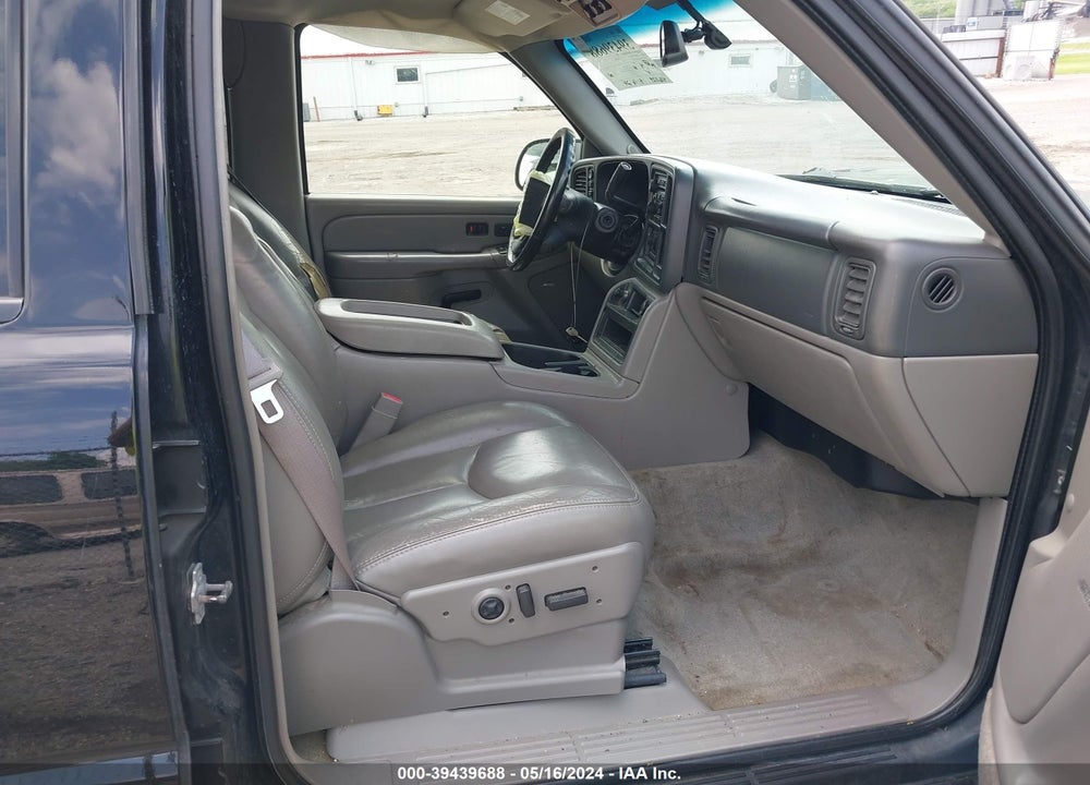 2005 CHEVROLET TAHOE Z71 VIN: 1GNEK13T05R272442