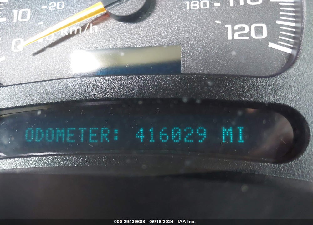 2005 CHEVROLET TAHOE Z71 VIN: 1GNEK13T05R272442