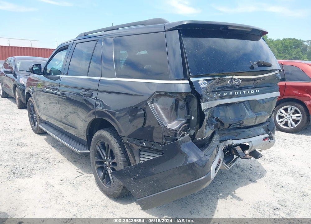 2022 FORD EXPEDITION XLT VIN: 1FMJU1HT8NEA61387