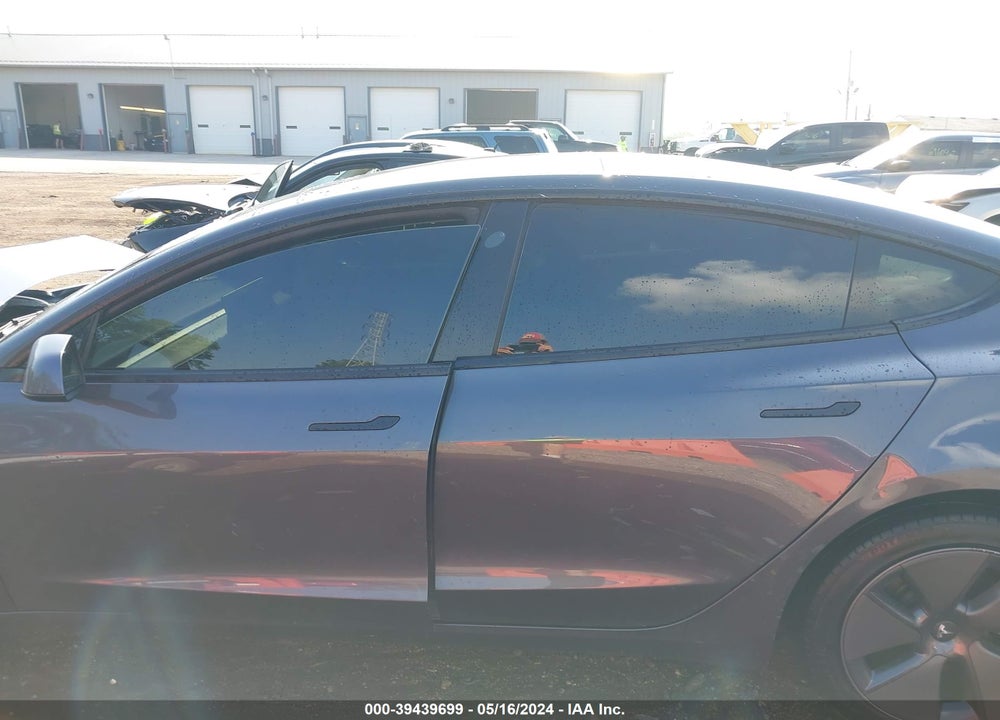 2021 TESLA MODEL 3 STANDARD RANGE PLUS REAR-WHEEL DRIVE VIN: 5YJ3E1EA3MF096431
