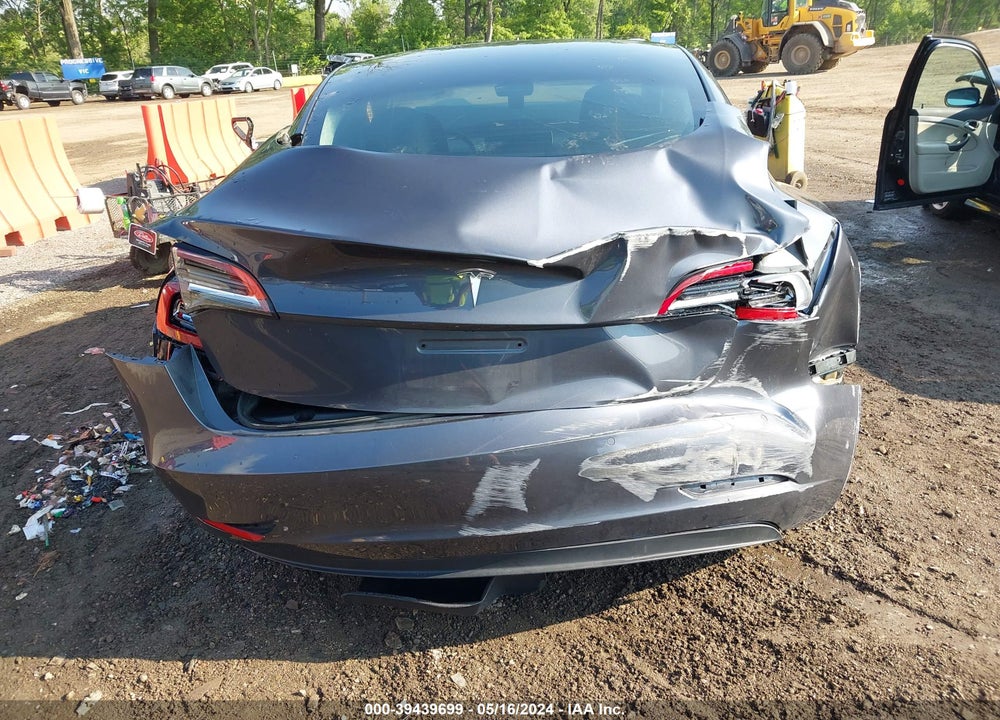 2021 TESLA MODEL 3 STANDARD RANGE PLUS REAR-WHEEL DRIVE VIN: 5YJ3E1EA3MF096431