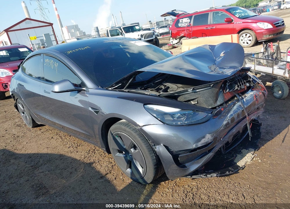 2021 TESLA MODEL 3 STANDARD RANGE PLUS REAR-WHEEL DRIVE VIN: 5YJ3E1EA3MF096431