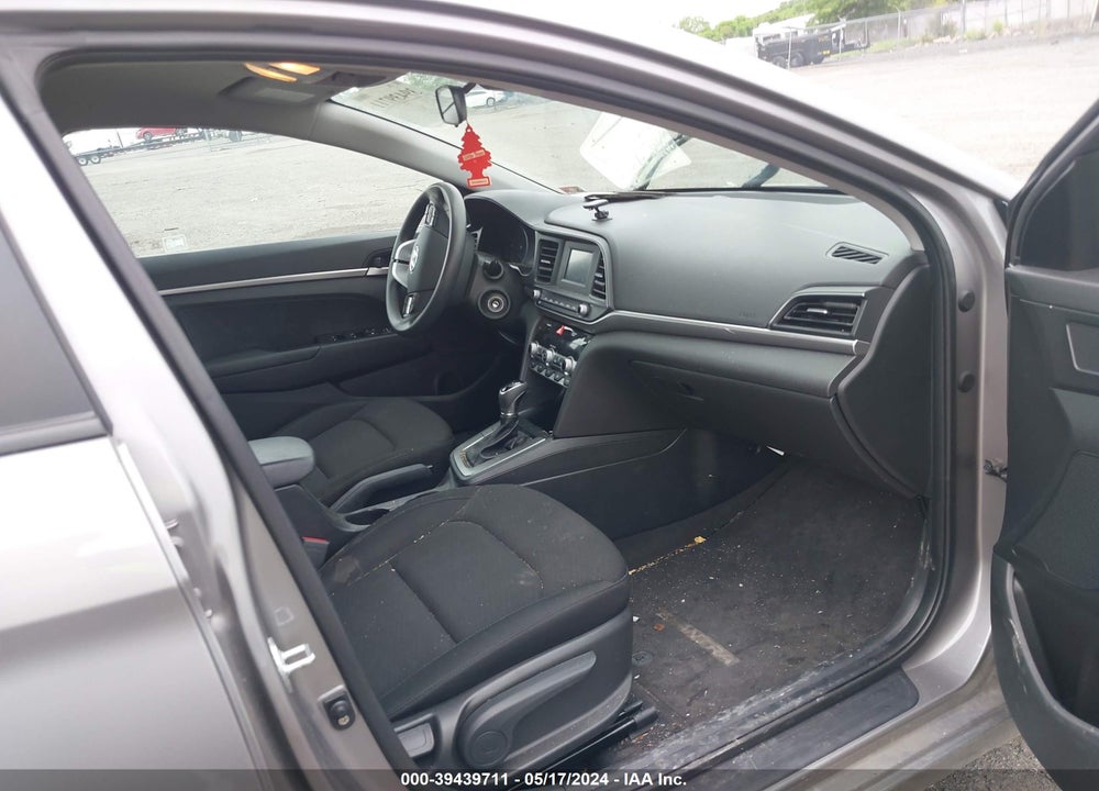 2020 HYUNDAI ELANTRA SE VIN: KMHD74LF1LU938215