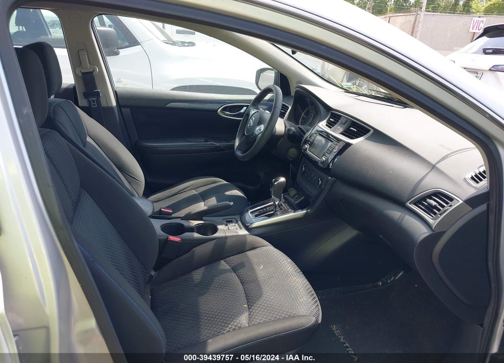 2017 NISSAN SENTRA SR VIN: 3N1AB7AP0HY389309