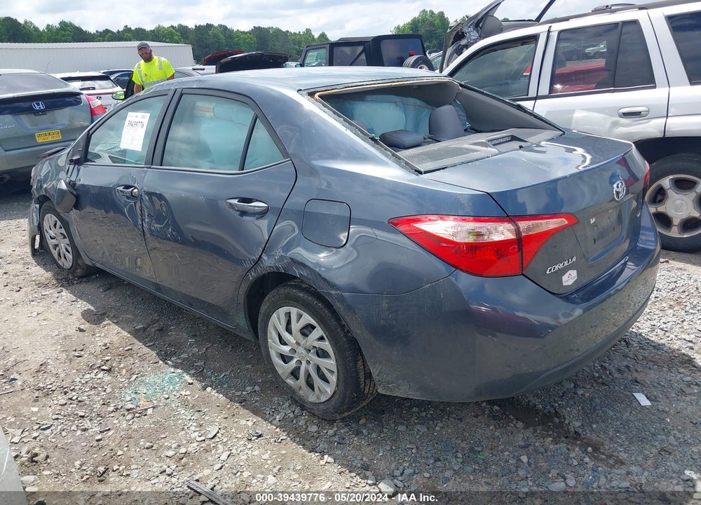 2018 TOYOTA COROLLA VIN: 5YFBURHE3JP808965
