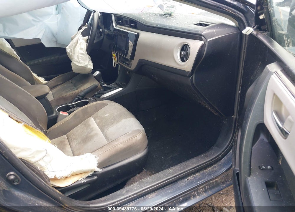 2018 TOYOTA COROLLA VIN: 5YFBURHE3JP808965
