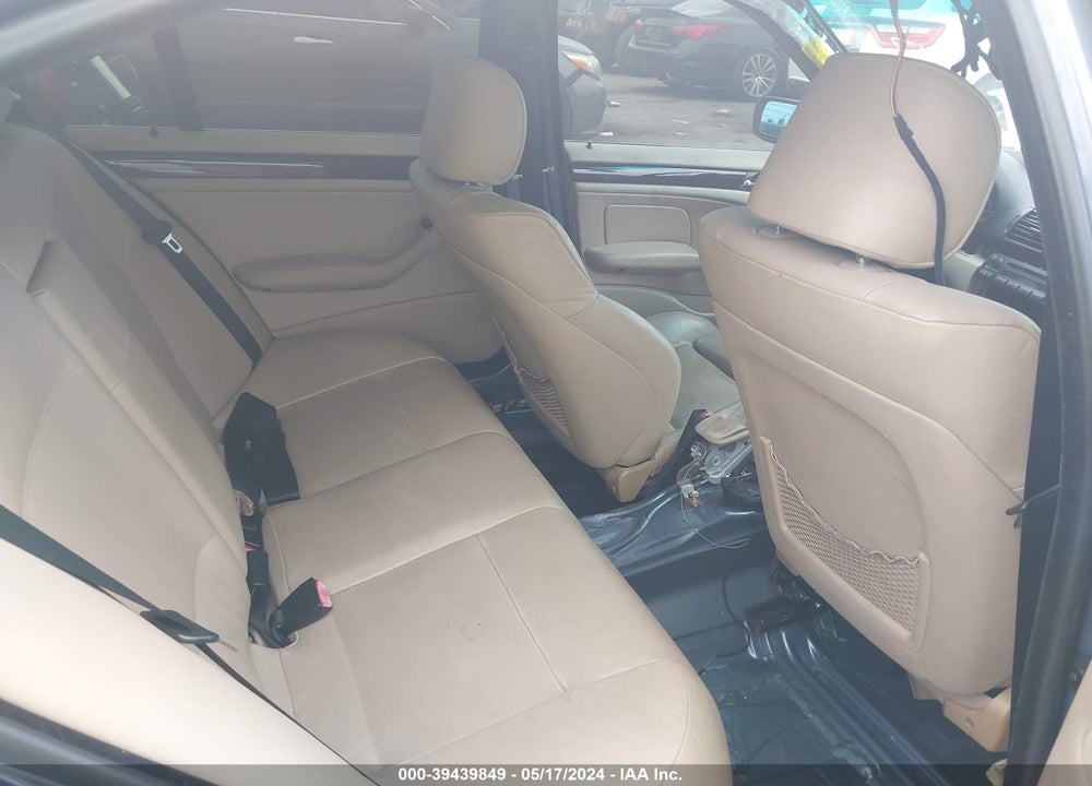 2002 BMW 330I VIN: WBAEV53432KM17717