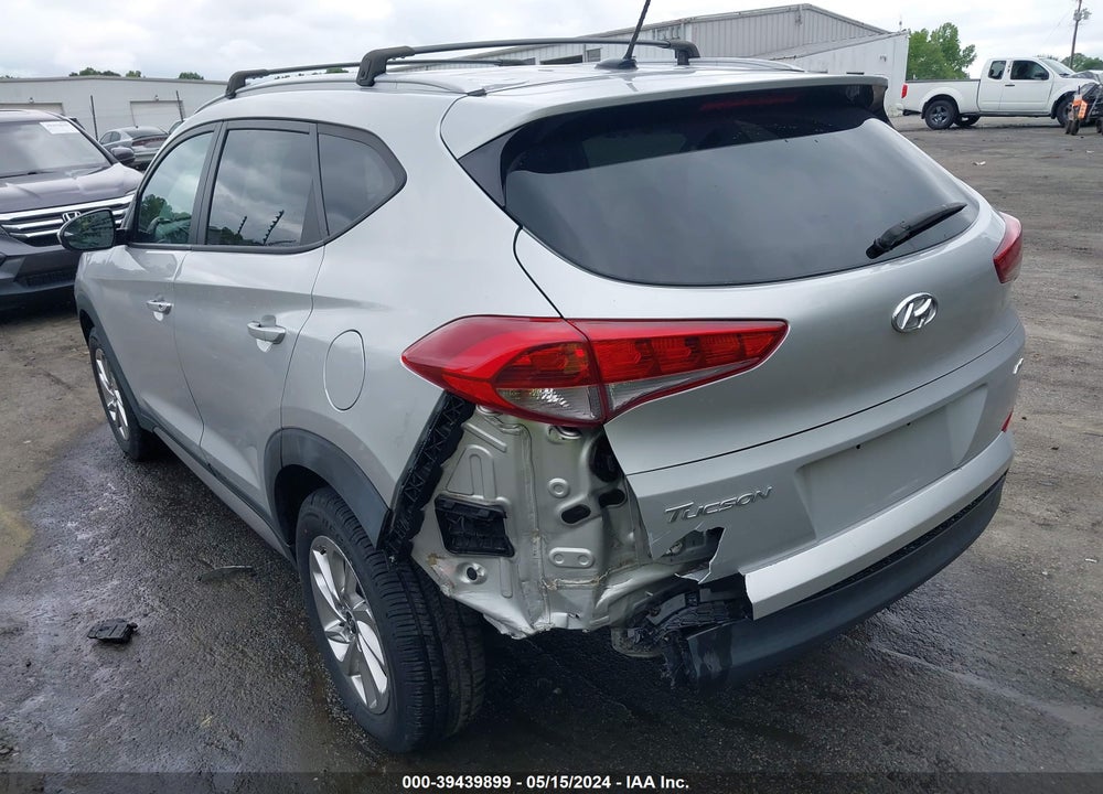 2017 HYUNDAI TUCSON SE VIN: KM8J3CA40HU273048