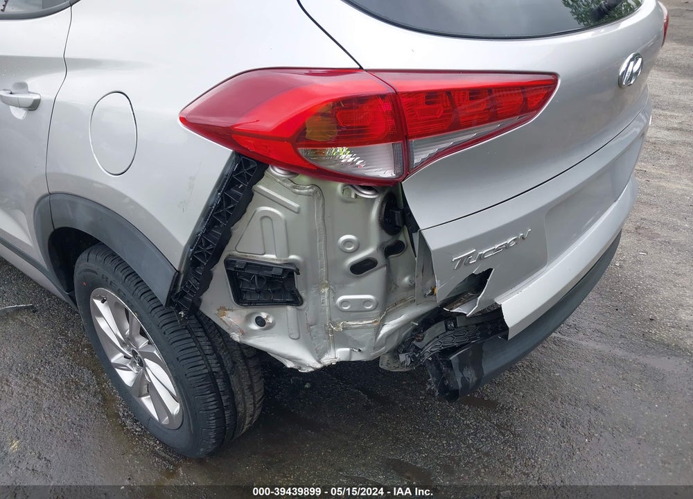 2017 HYUNDAI TUCSON SE VIN: KM8J3CA40HU273048