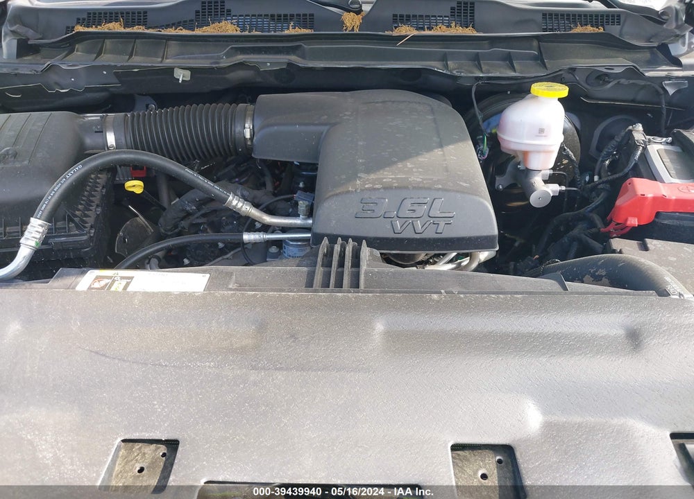 2023 RAM 1500 CLASSIC SLT 4X2 5'7 BOX VIN: 1C6RR6LG3PS589365