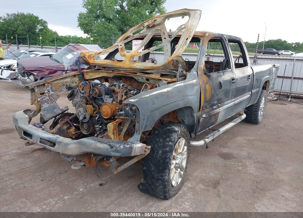 2005 GMC SIERRA 2500HD SLT VIN: 1GTHK23215F840606