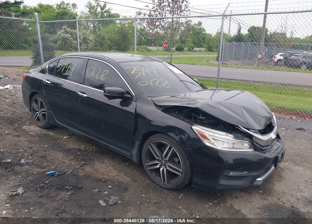 2017 HONDA ACCORD TOURING V6 VIN: 1HGCR3F97HA009179