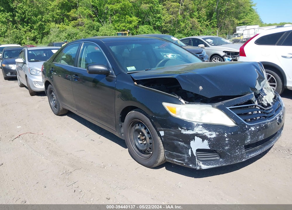 2011 TOYOTA CAMRY LE VIN: 4T1BF3EK1BU138673