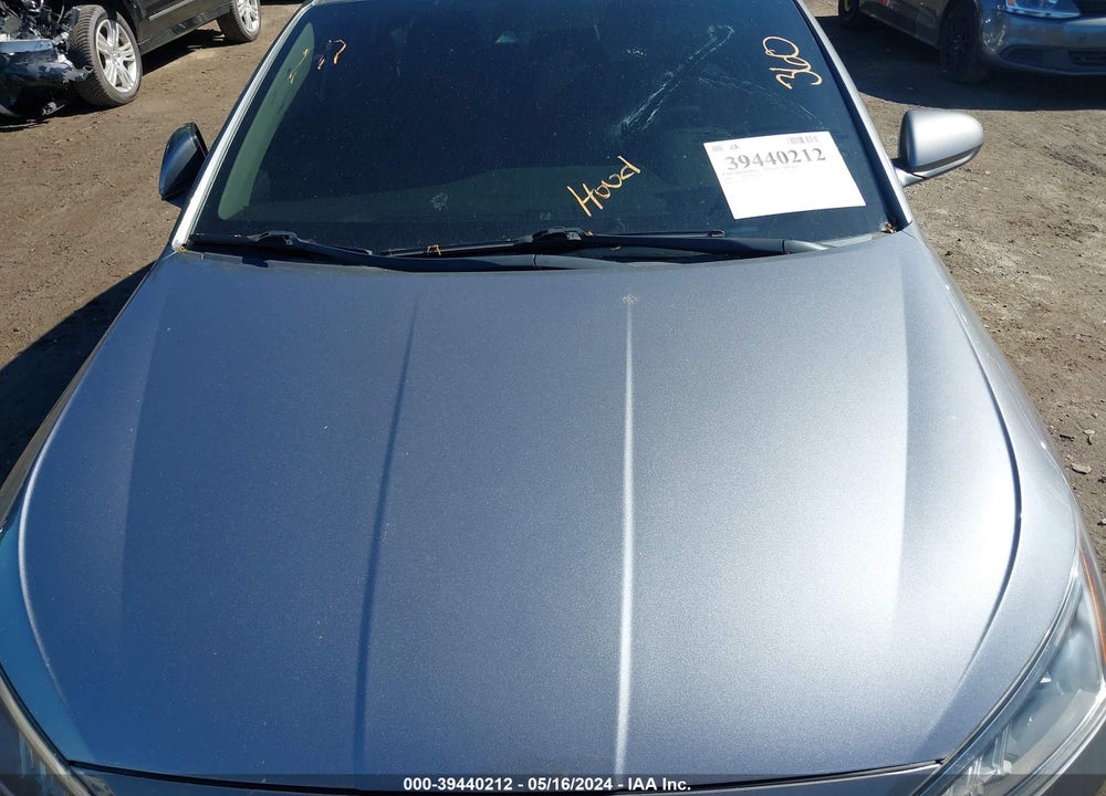 2019 HYUNDAI ELANTRA SEL VIN: 5NPD84LF1KH457827