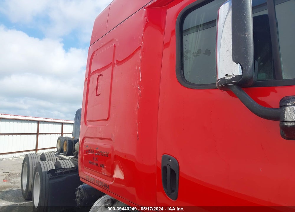 2016 FREIGHTLINER CASCADIA 113 VIN: 3AKJGHDV1GSGU5723