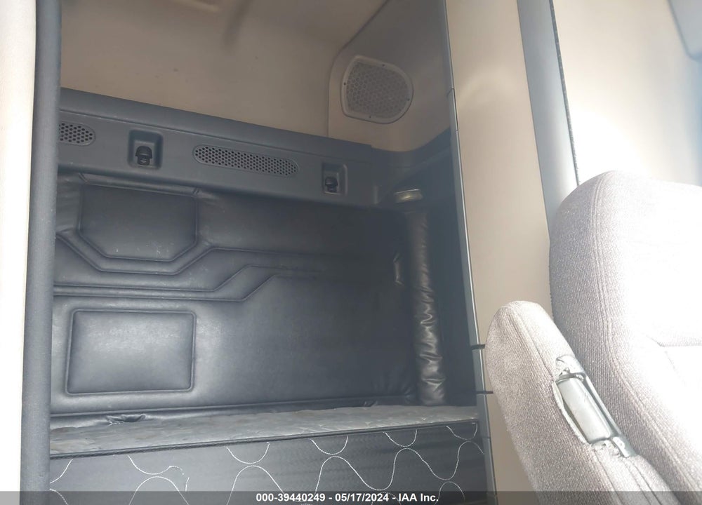 2016 FREIGHTLINER CASCADIA 113 VIN: 3AKJGHDV1GSGU5723
