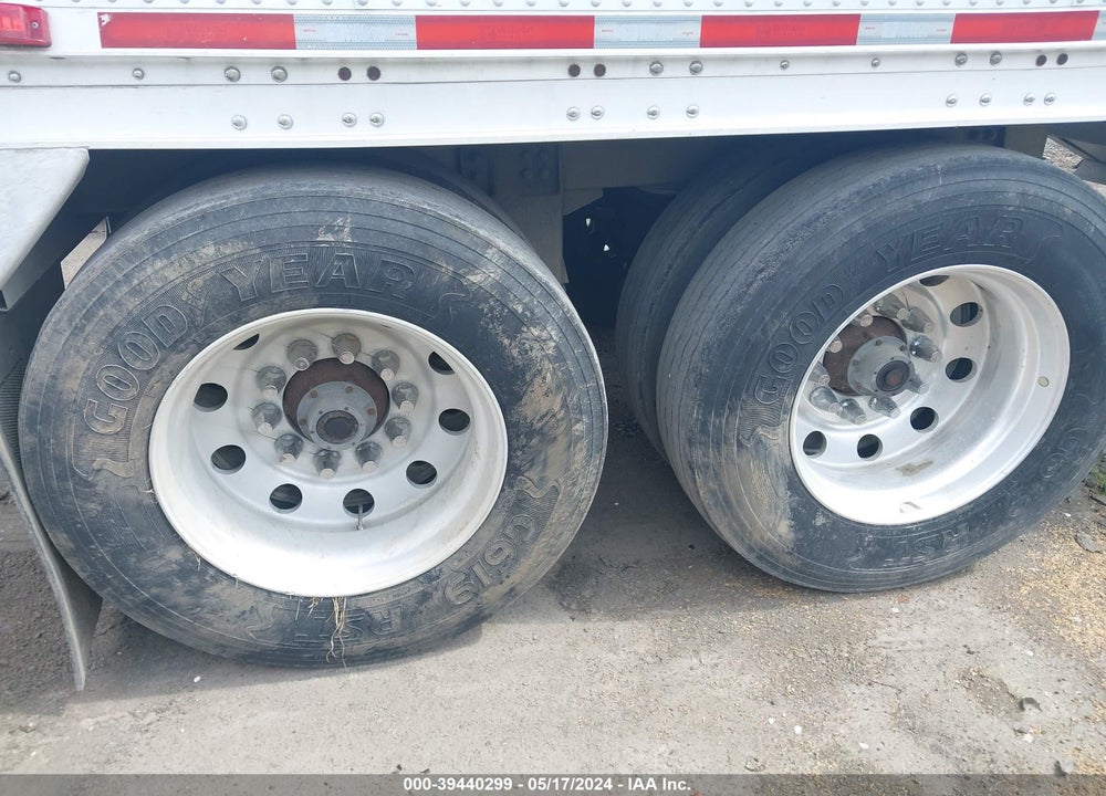 2011 WILSON TRAILER CO --- VIN: 1W1MBF1A6BA257172