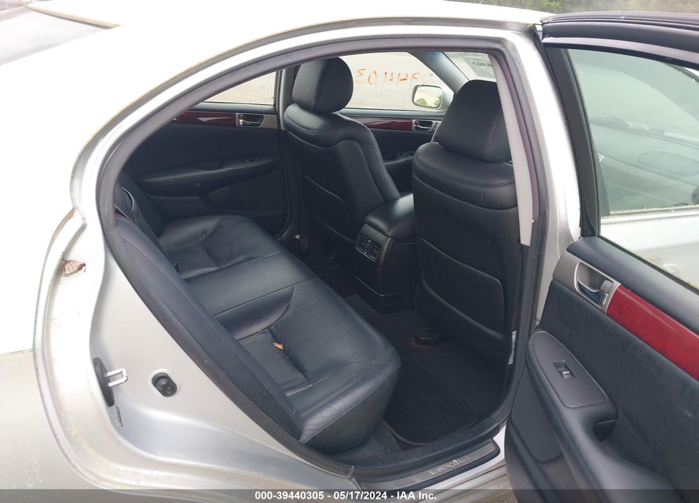 2005 LEXUS ES 330 VIN: JTHBA30G855076403